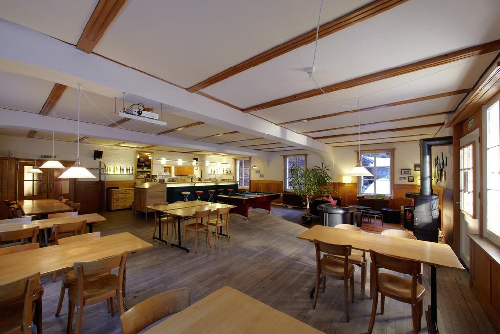 Alpenrose Gadmen - Gasthaus エクステリア 写真