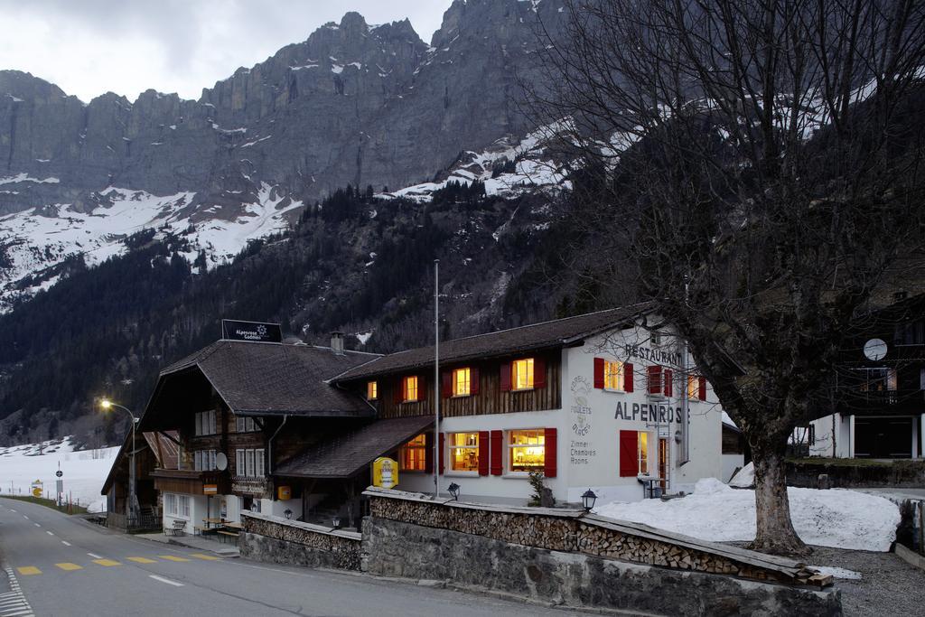 Alpenrose Gadmen - Gasthaus エクステリア 写真